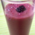 Smoothie pêche et mûres ww