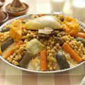 Couscous à l'agneau, aux légumes et épices