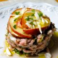 Tartare de veau, à la pêche blanche et amandes[...]