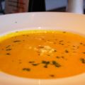 Potage de carottes et cerises