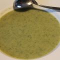 CRÈME DE BROCOLI ET HARICOTS BLANCS
