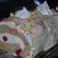 BUCHE GLACEE CHOCOLAT BLANC GRIOTTES ET BISCUIT[...]