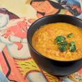 Soupe Dhal à la tomate et au lait de coco