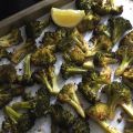 Brocoli rôti au sambal oelek
