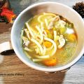Chicken noodle soup pour soigner les petits[...]