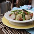 Salade grenailles, asperges, radis et amandes[...]