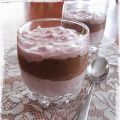 Mousse au chocolat, framboises et pistaches