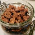 Amandes et noix au sucre et à la canelle - un[...]