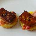 Foie gras cru poêlé sur pommes de terre au lard[...]