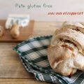 Pain sans gluten avec noix et roquefort
