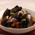 Moules parfumées  à la tomate et au chorizo