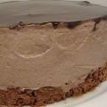GÂTEAU MOUSSE AU CHOCOLAT ET SA CROUTE[...]