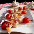 Mini brochettes de crevette au bacon et tomate