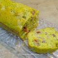 Cake salé aux olives, curry , fromage et[...]