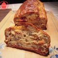 Cake au fromage, aux noix et aux tomates séchées