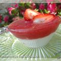 Petite crème coco au coulis de fraises