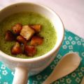Velouté aux fanes de radis, petits croutons[...]