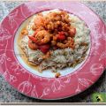 Crevettes pimentées sur un lit de riz parfumé