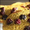 Pancakes américains aux mûres et thé matcha,[...]