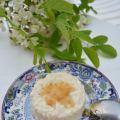 Riz au lait parfumé aux fleurs d'acacia