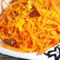 Salade de carottes râpées aux fruits secs et[...]