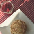 Pancakes au lait de poule, canneberges confites