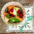 Salade aux 3 melons, pêches, framboises et[...]
