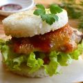 Hamburger de poulet et galettes de riz