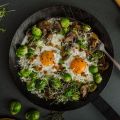 Omelette végétarienne aux champignons et choux[...]