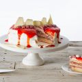 Layer cake à la confiture de fraises, mousse de[...]