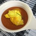 Crème de tomates au cari et au lait de coco,[...]