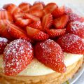 GÂTEAU AU FROMAGE BLANC ET FRAISES SANS GLUTEN