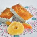 Mini cake à l'ananas et melon séchés