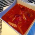 Soupe aux tomates et basilic, penne et haricots[...]