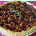 Tarte abricots, raisins secs et romarin
