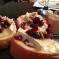 Croûtons de brie chaud noix canneberges et[...]