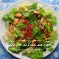 SALADE DE BOULGOUR ET RAISINS SECS, POULET ET[...]