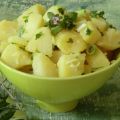 Salade de pommes de terre aux herbes et à[...]