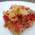 Carrés à la fraise, rhubarbe et gingembre