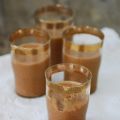 MOUSSE AU CHOCOLAT AU LAIT ET CARAMEL AU BEURRE[...]