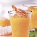 Soupe glacée pêche-abricot à l’orientale