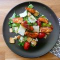 Salade Caesar au saumon grillé