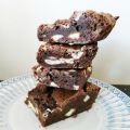 Brownie aux éclats de chocolat blanc