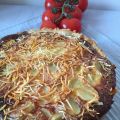 Tourte aux pommes de terre, thon et aux tomates[...]