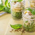 Salade jar aux farfalle, petits pois et feta