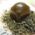 Praline chocolat noir, ganache aromatisée au[...]