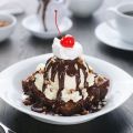 Brownie sundae