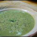 Potage aux têtes de violon et salade printanière