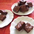 Carrés au chocolat et aux dattes