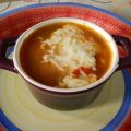 Soupe gratinée à l'oignon et aux tomates